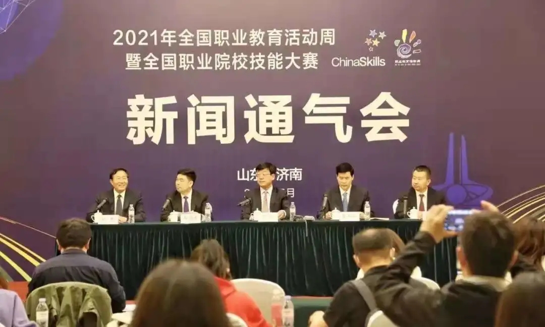 1.webp.jpg 1.webp.jpg